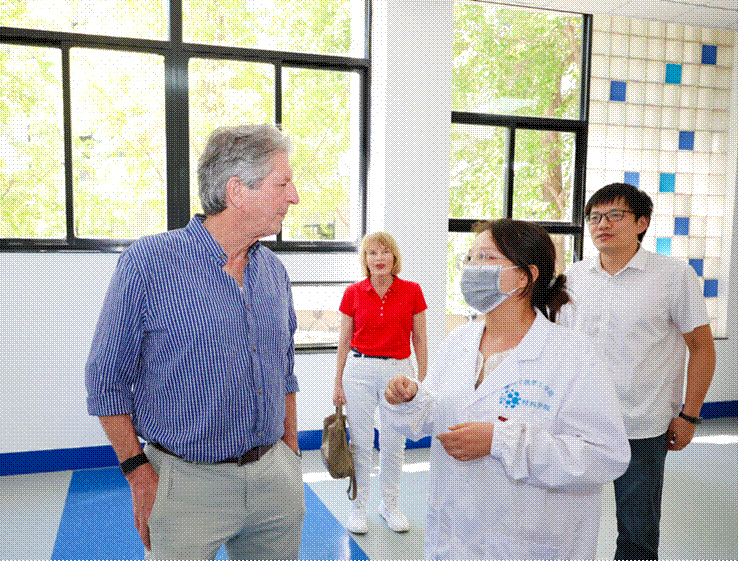 2025-08-22 21:55:40.713000